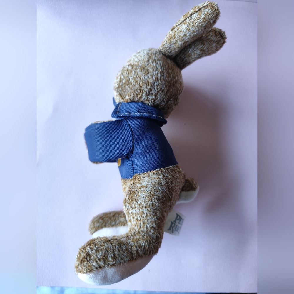 3/$20💗Peter Rabbit Lovable Huggable Slap Bracelet - Picture 4 of 5